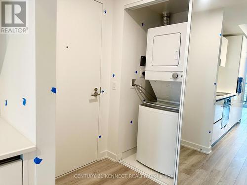 2901 - 238 Simcoe Street, Toronto, ON - Indoor Photo Showing Laundry Room