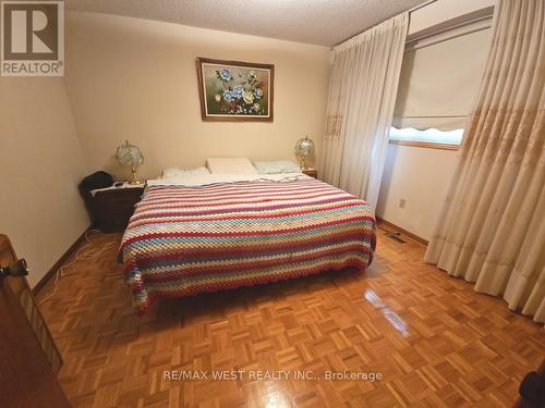 18 Goa Court, Toronto, ON - Indoor Photo Showing Bedroom