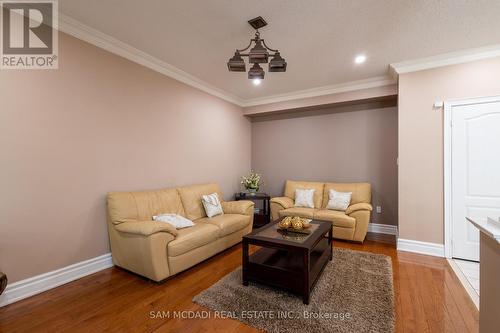 5751 Long Valley Road, Mississauga, ON - Indoor Photo Showing Living Room