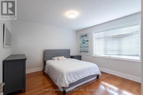 5751 Long Valley Road, Mississauga, ON - Indoor Photo Showing Bedroom