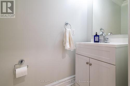 5751 Long Valley Road, Mississauga, ON - Indoor Photo Showing Bathroom