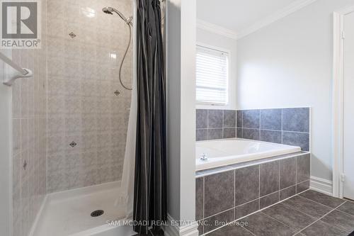 5751 Long Valley Road, Mississauga, ON - Indoor Photo Showing Bathroom