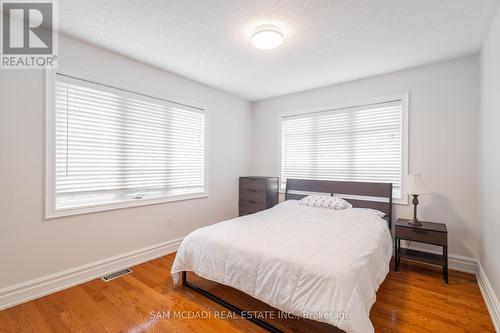 5751 Long Valley Road, Mississauga, ON - Indoor Photo Showing Bedroom