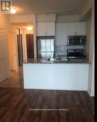 #917 - 339 Rathburn Road, Mississauga, ON - Indoor Photo Showing Kitchen With Double Sink