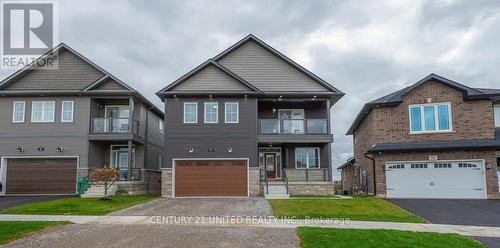 82 York Drive, Peterborough (Northcrest), ON - Outdoor With Balcony With Facade