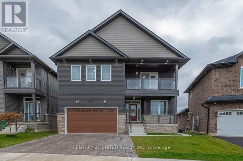 82 York Drive, Peterborough (Northcrest), ON - Outdoor With Balcony With Facade