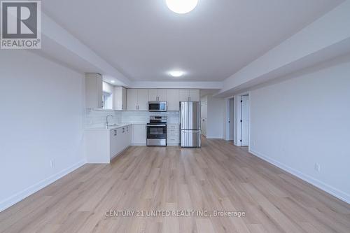 82 York Drive, Peterborough (Northcrest), ON - Indoor Photo Showing Kitchen