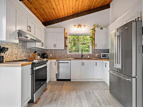 Cuisine - 1470 Rue Labelle, Mont-Tremblant, QC - Indoor Photo Showing Kitchen With Upgraded Kitchen