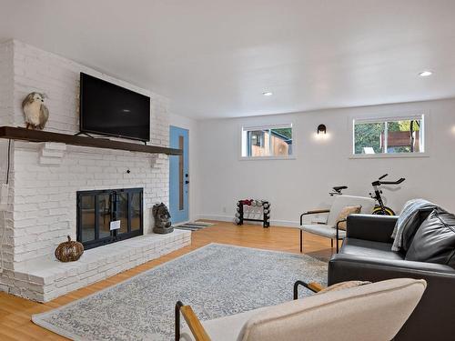 Salon - 1470 Rue Labelle, Mont-Tremblant, QC - Indoor Photo Showing Living Room With Fireplace