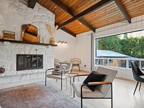 Salon - 1470 Rue Labelle, Mont-Tremblant, QC - Indoor Photo Showing Living Room With Fireplace