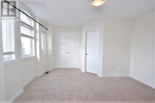 220 Mclaughlin Avenue, Milton, ON - Indoor Photo Showing Other Room