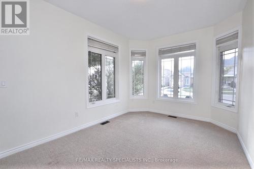 220 Mclaughlin Avenue, Milton, ON - Indoor Photo Showing Other Room