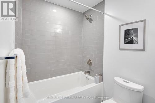 915 - 319 Jarvis Street, Toronto, ON - Indoor Photo Showing Bathroom