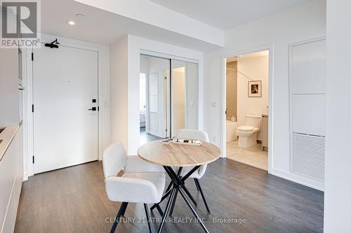 915 - 319 Jarvis Street, Toronto, ON - Indoor Photo Showing Dining Room