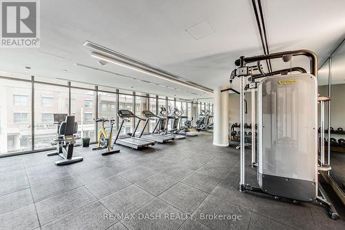 1002 - 151 Avenue Road, Toronto, ON - Indoor Photo Showing Gym Room