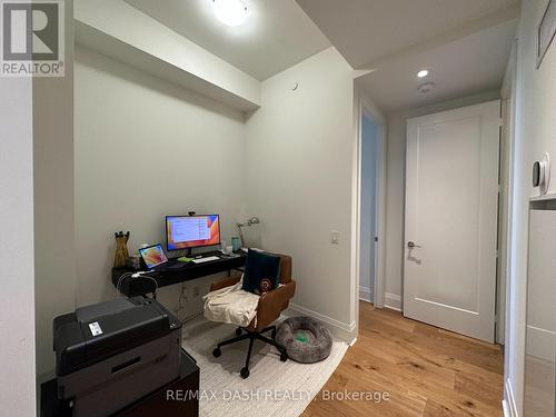 1002 - 151 Avenue Road, Toronto, ON - Indoor Photo Showing Other Room