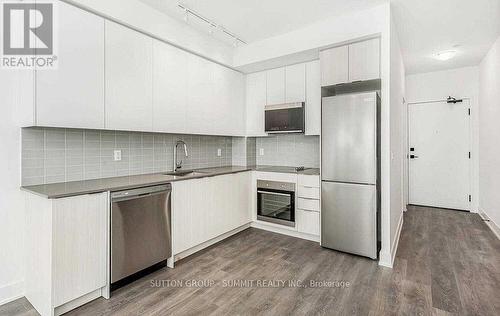 1411 - 2489 Taunton Road, Oakville, ON - Indoor Photo Showing Kitchen With Stainless Steel Kitchen