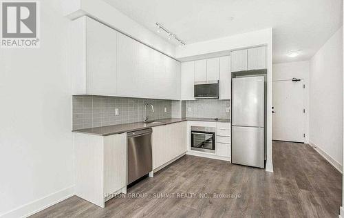 1411 - 2489 Taunton Road, Oakville, ON - Indoor Photo Showing Kitchen With Stainless Steel Kitchen