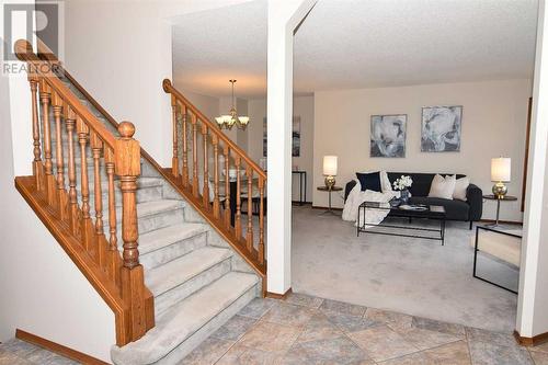 175 Douglasbank Drive Se, Calgary, AB - Indoor Photo Showing Other Room