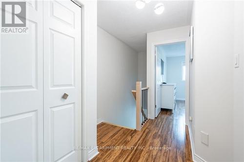 11 - 384 Limeridge Road E, Hamilton, ON - Indoor Photo Showing Other Room