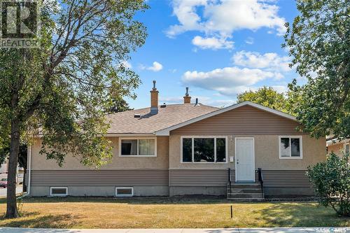 3 Mcmurchy Avenue, Regina, SK - Outdoor