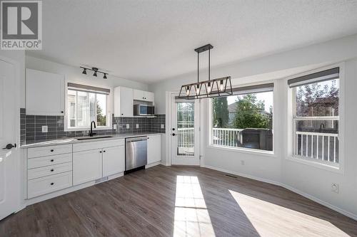 298 Arbour Crest Drive Nw, Calgary, AB - Indoor Photo Showing Kitchen