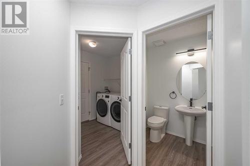 298 Arbour Crest Drive Nw, Calgary, AB - Indoor Photo Showing Bathroom