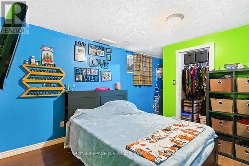 78 Oliver Crescent, Zorra (Thamesford), ON - Indoor Photo Showing Bedroom