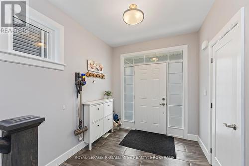 119 Hazlett Street, Loyalist (Amherstview), ON - Indoor Photo Showing Other Room