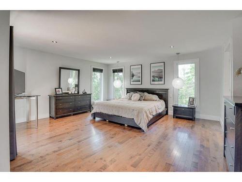 Master bedroom - 12 Ch. Du Sanctuaire, Val-Des-Monts, QC - Indoor Photo Showing Bedroom