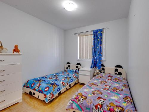 Bedroom - 740 Rue Luc, Laval (Sainte-Dorothée), QC - Indoor Photo Showing Bedroom