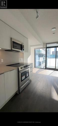 1308 - 25 Richmond Street, Toronto, ON - Indoor Photo Showing Kitchen