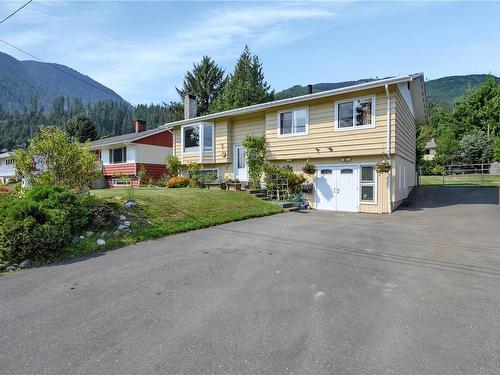 260 Kelsey Way, Sayward, BC 