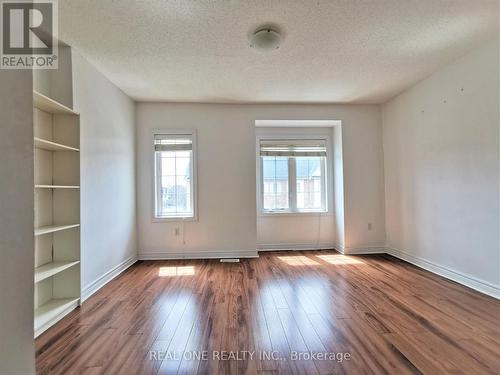 25 - 1128 Dundas Street W, Mississauga, ON - Indoor Photo Showing Other Room