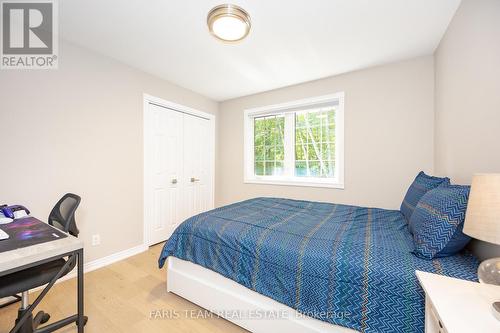 70 Copeland Creek Drive, Tiny, ON - Indoor Photo Showing Bedroom