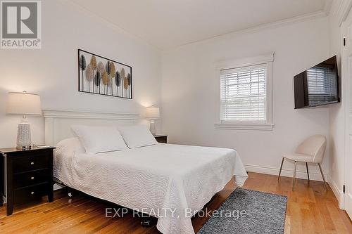 53 Broadview Street, Collingwood, ON - Indoor Photo Showing Bedroom