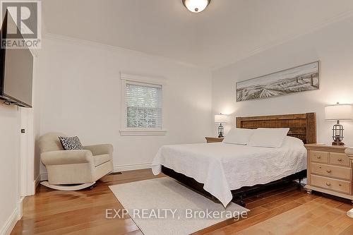 53 Broadview Street, Collingwood, ON - Indoor Photo Showing Bedroom