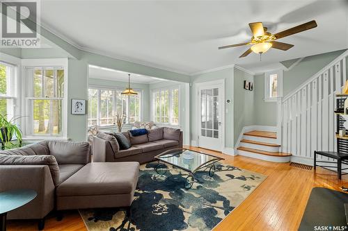 3300 Albert Street, Regina, SK - Indoor Photo Showing Living Room