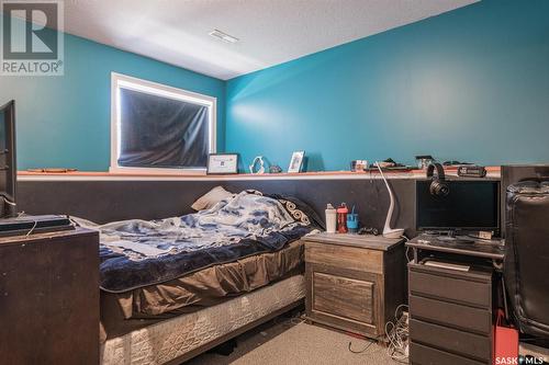 745 Grabowski Crescent, Warman, SK - Indoor Photo Showing Bedroom