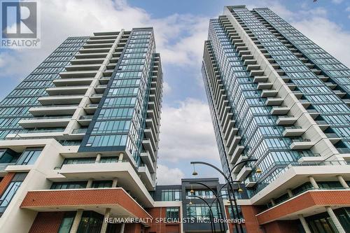 2804 - 15 Wellington Street, Kitchener, ON - Outdoor With Balcony With Facade