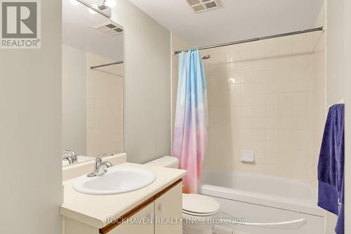 108 - 107 Bagot Street, Guelph, ON - Indoor Photo Showing Bathroom