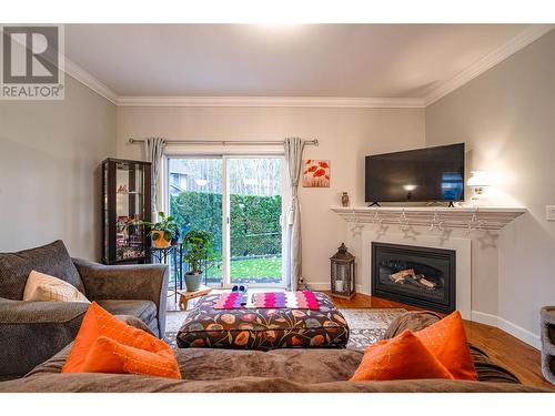 5101 19Th Street Unit# 11, Vernon, BC - Indoor Photo Showing Living Room With Fireplace