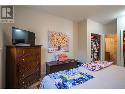 5101 19Th Street Unit# 11, Vernon, BC - Indoor Photo Showing Bedroom