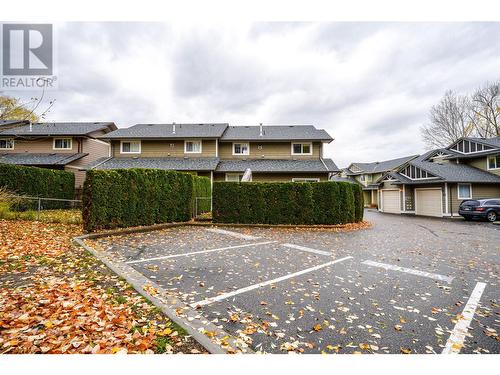 5101 19Th Street Unit# 11, Vernon, BC - Outdoor