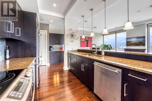 201 Front Street North Unit# 1003, Sarnia, ON - Indoor Photo Showing Kitchen With Double Sink With Upgraded Kitchen