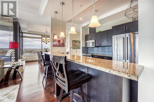 201 Front Street North Unit# 1003, Sarnia, ON - Indoor Photo Showing Kitchen With Upgraded Kitchen