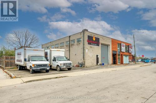 1645 Main Street E, Hamilton, ON 