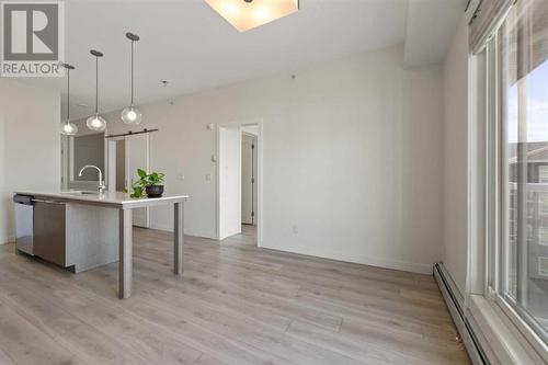 1404, 76 Cornerstone Passage Ne, Calgary, AB - Indoor Photo Showing Kitchen