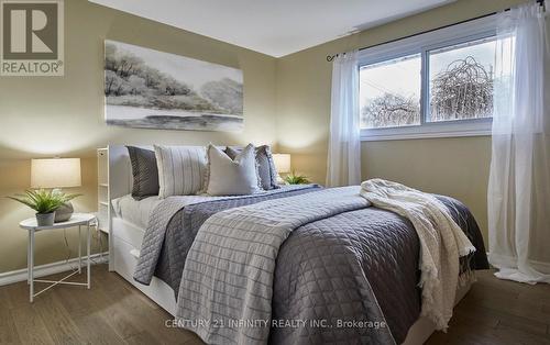 667 Sunset Boulevard, Clarington (Newcastle), ON - Indoor Photo Showing Bedroom