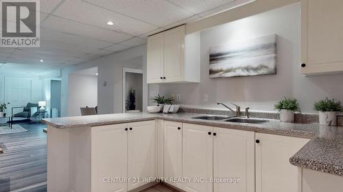 667 Sunset Boulevard, Clarington (Newcastle), ON - Indoor Photo Showing Kitchen With Double Sink